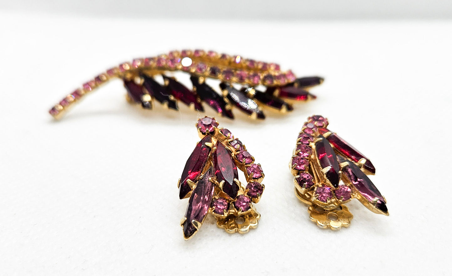 Vintage Pink Ruby Rhinestone Leaf Brooch & Earring Demi Parure