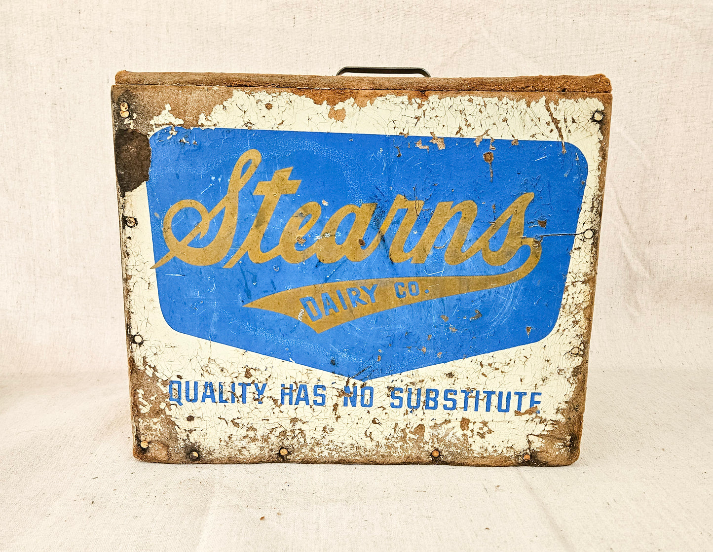 Vintage Stearns Dairy Co. Wooden Porch Milk Box