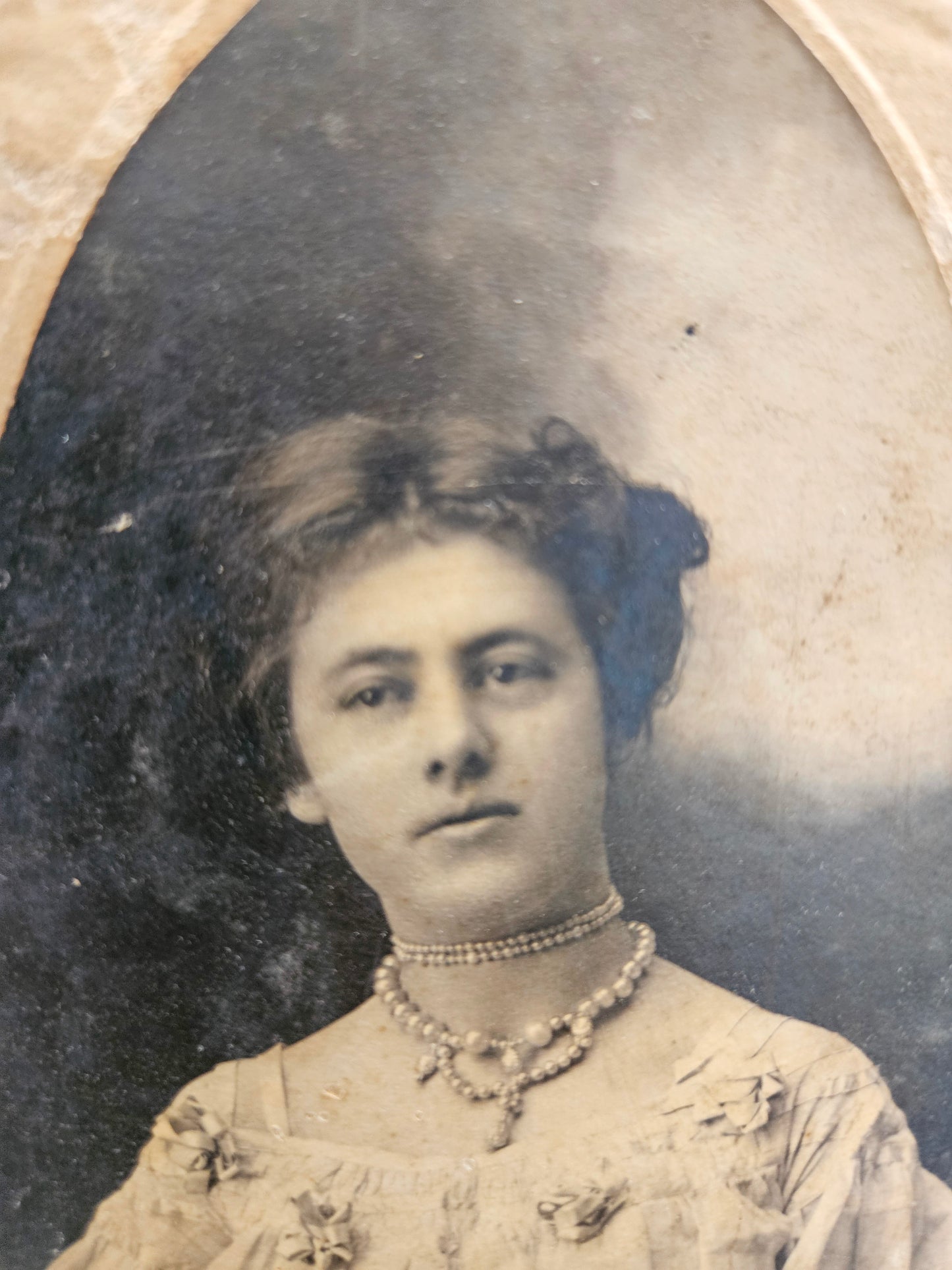 1906 Studio Cabinet Photo of a Young Woman