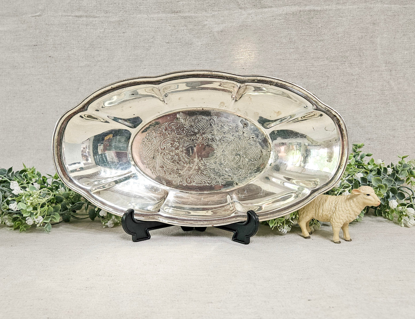 Vintage National Silver Co Silverplate Bread Tray 1950s Mid Century Hollowware Silver Over Copper Oval Serving Dish Tarnished Silver