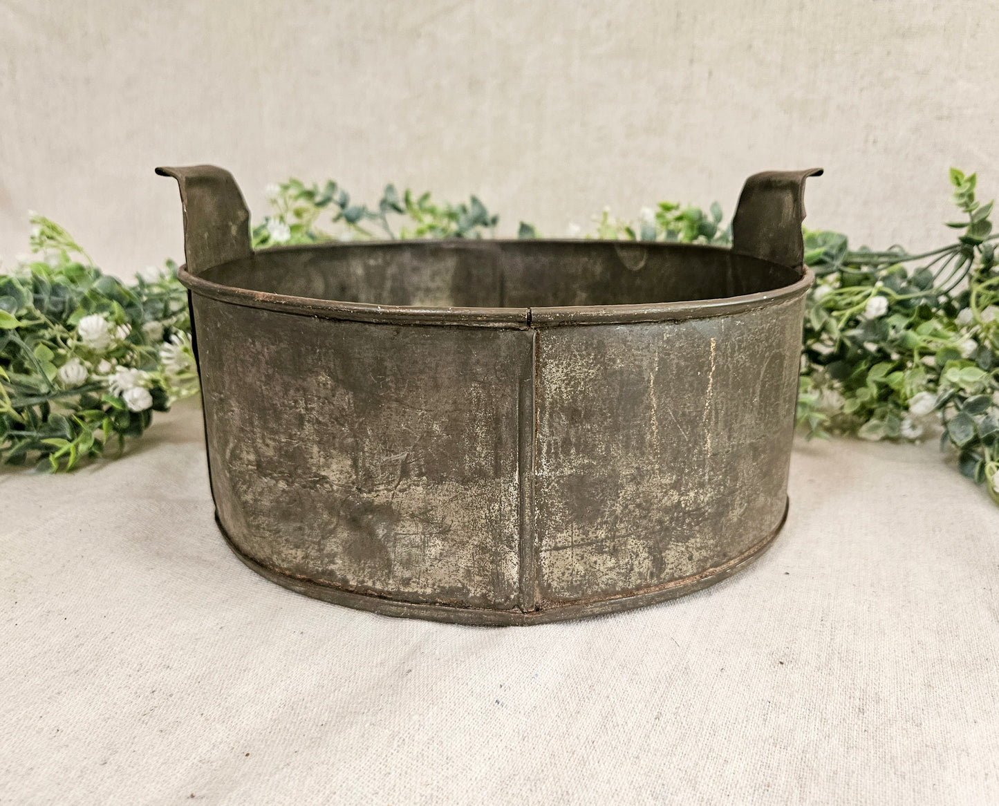 Early Tin Metal Cake Baking Pan