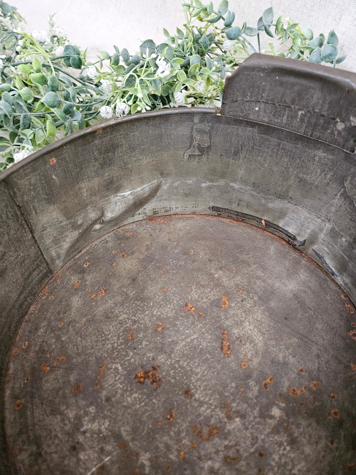 Early Tin Metal Cake Baking Pan