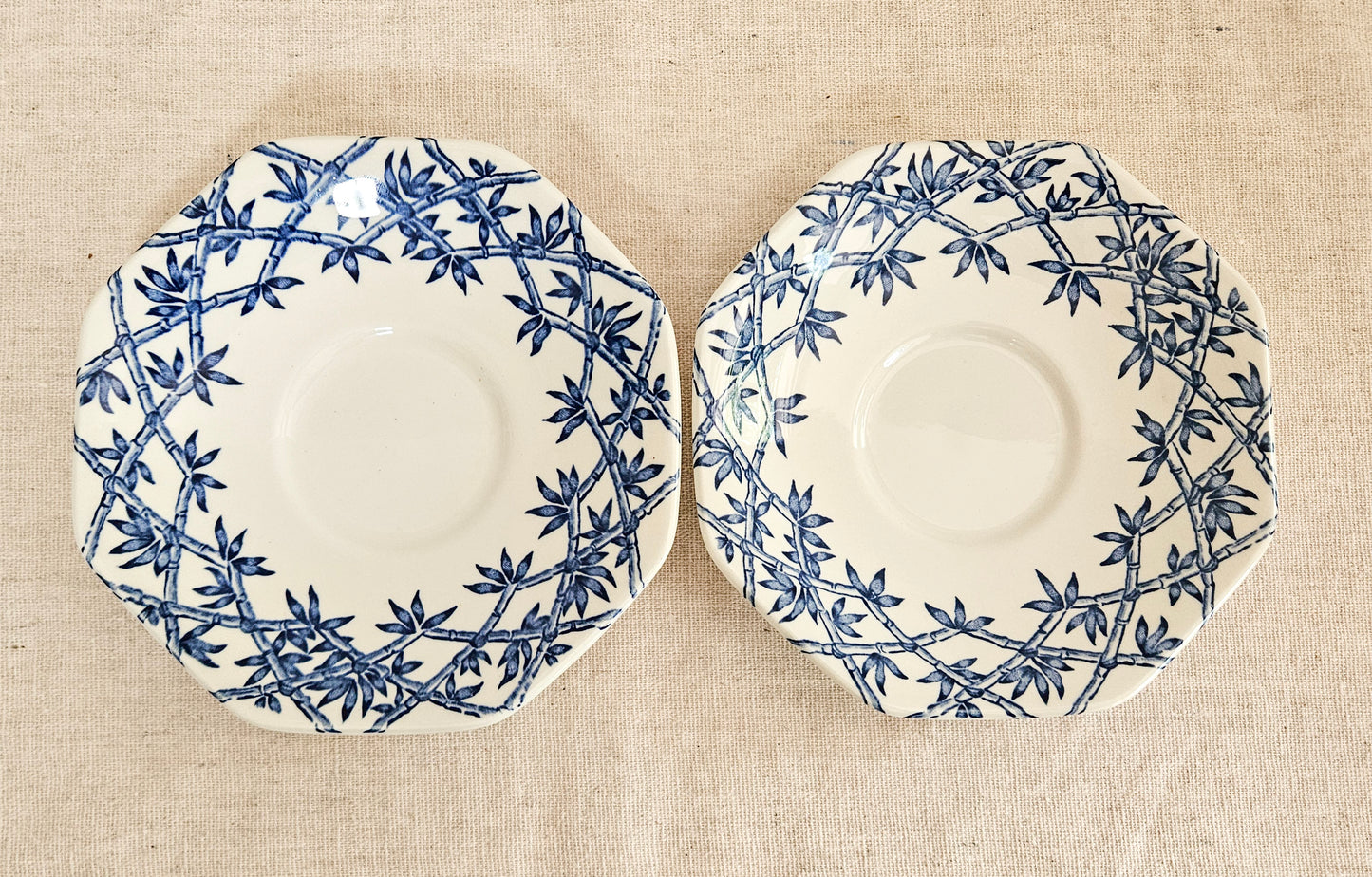 J&G Meakin Royal Staffordshire Trellis Ironstone England Set of 2