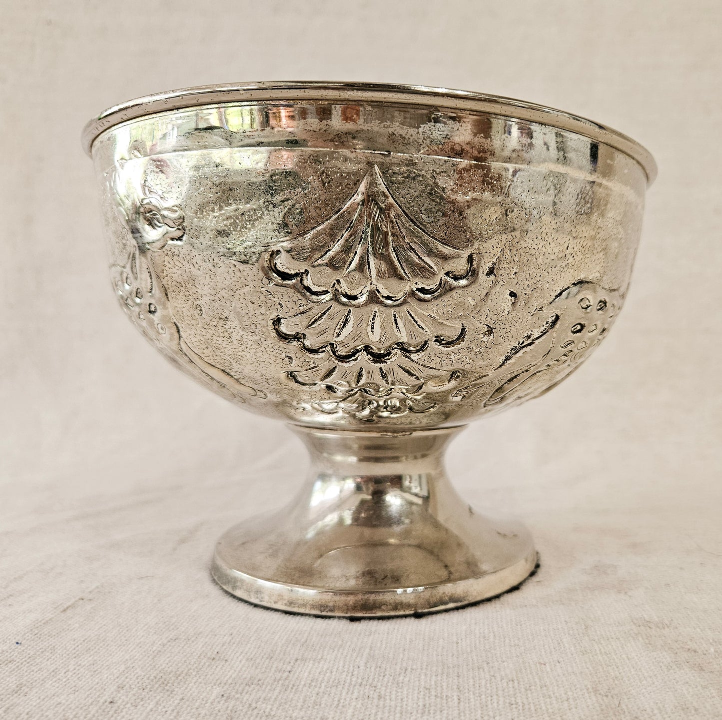 Vintage Silver Plate Repousse Christmas Pedestal Bowl Dish Reindeer Christmas Tree