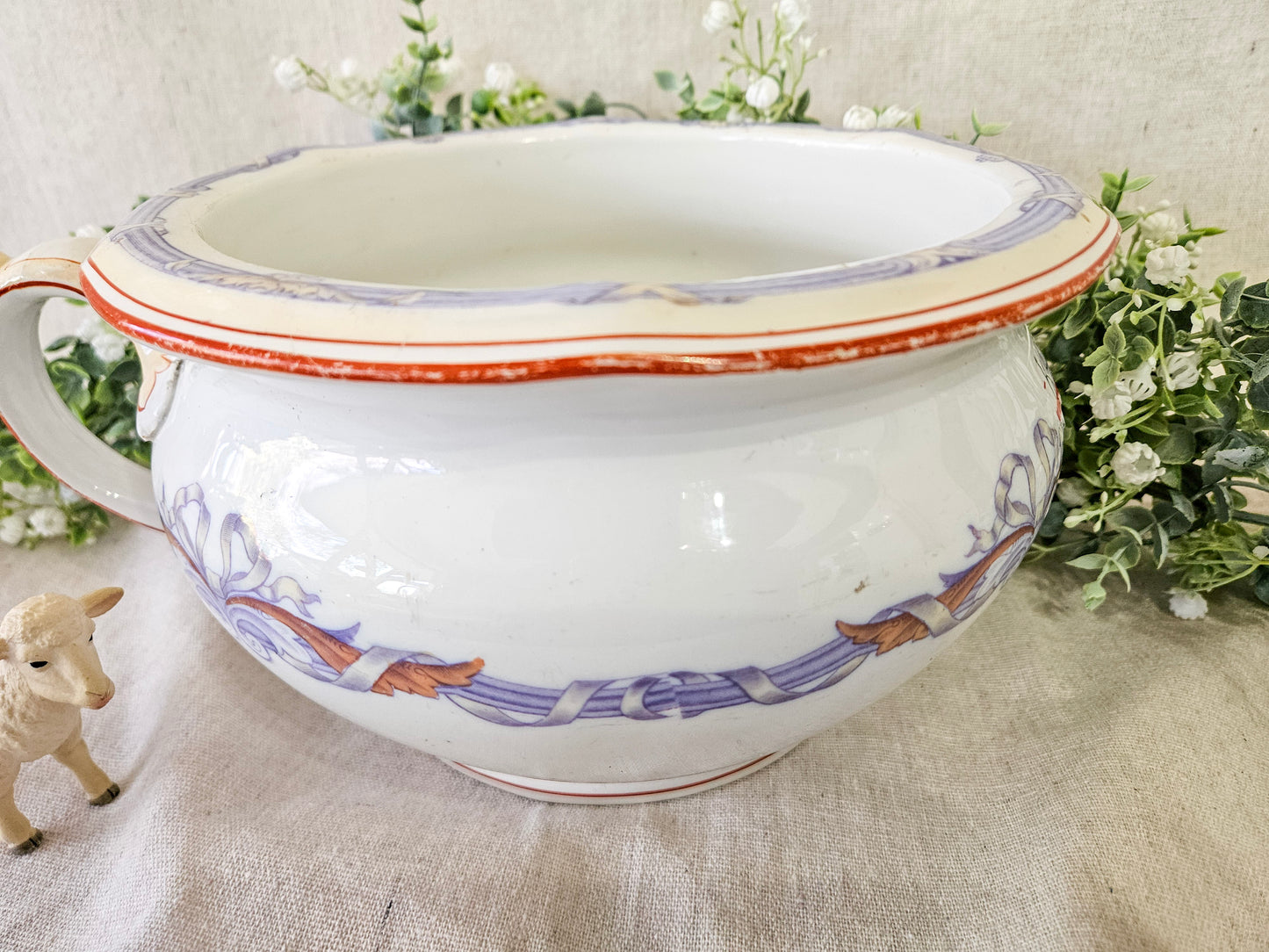 Early 19th Century Mandarin Petrus Regout Maastricht, Holland Chamber Pot