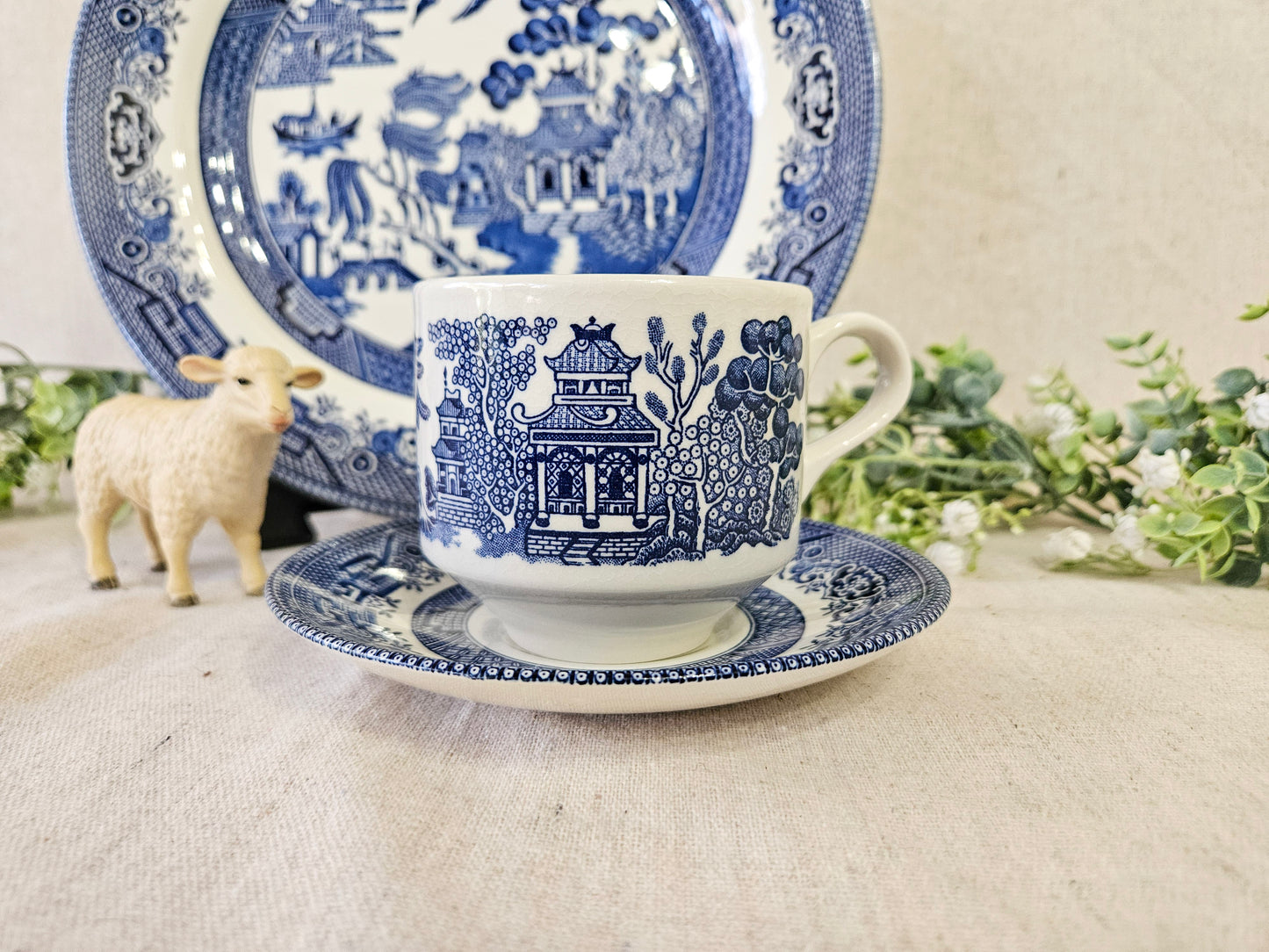 Churchill Classic Blue Willow - Staffordshire England Set